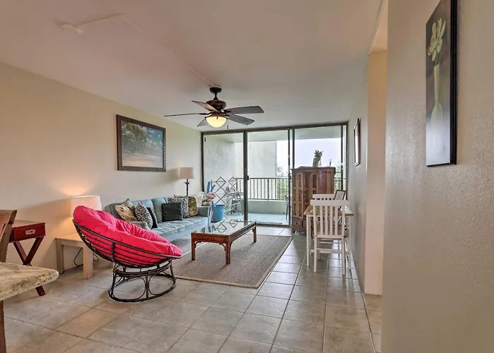 Hilo Condo With Pool Steps From Carlsmith Beach Park